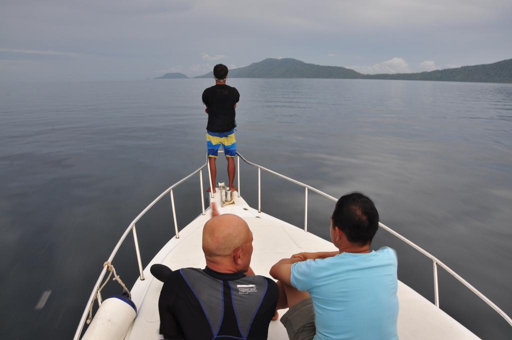 Raja Ampat Dive Resort Tapokreng Eksteriør bilde