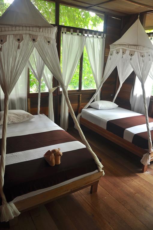 Raja Ampat Dive Resort Tapokreng Eksteriør bilde