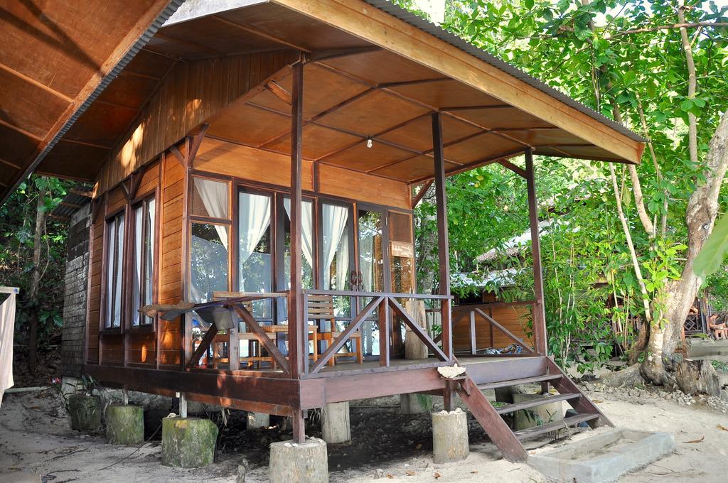 Raja Ampat Dive Resort Tapokreng Eksteriør bilde