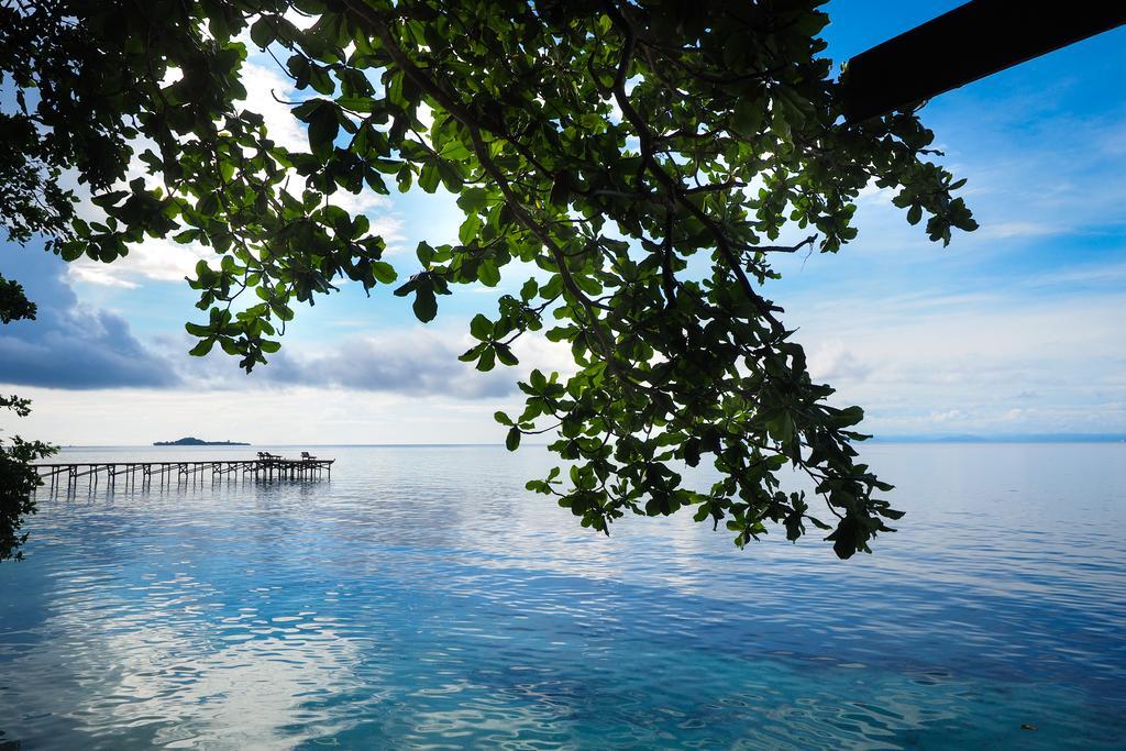 Raja Ampat Dive Resort Tapokreng Eksteriør bilde
